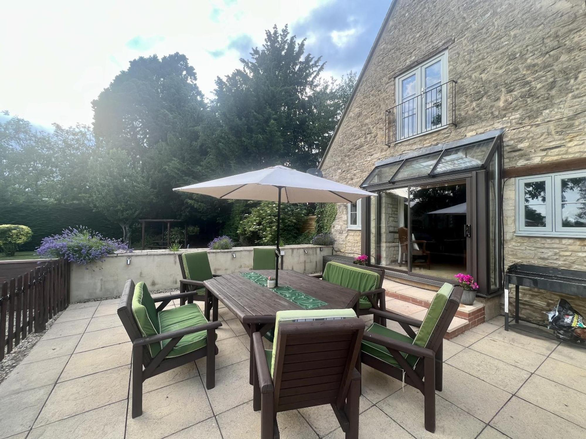 The Old Coach House Villa Witney Exteriör bild